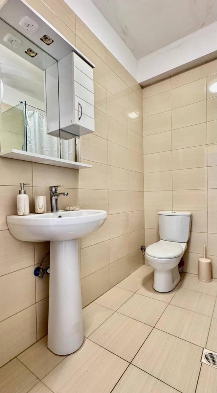 Your Comfy Apartment Sarandë 외부 사진